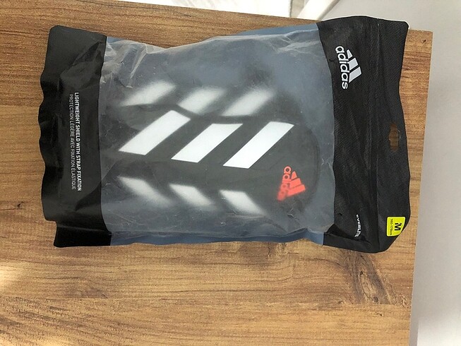 Beden siyah Renk Adidas tekmelik yeni