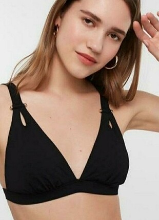 m Beden Penti Siyah Bikini Üstü