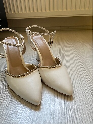 38 Beden beyaz Renk Topuklu Ayakkabı