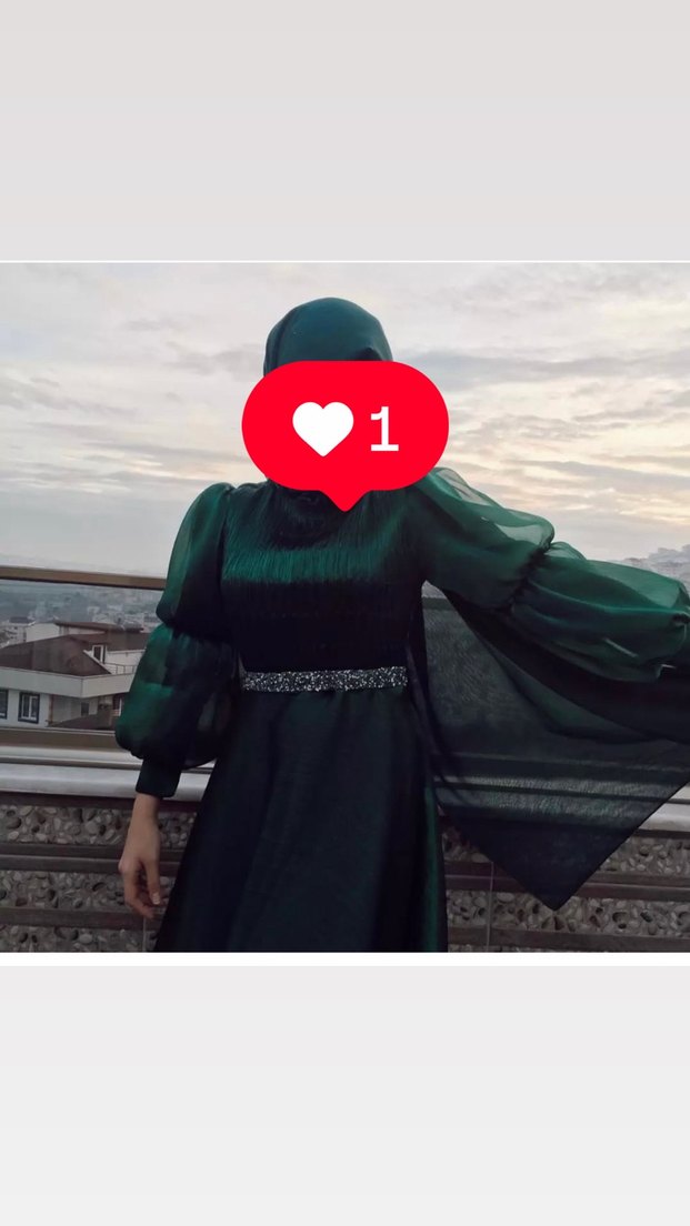 Düğmeli Uzun Kollu Yeşil Gotik Abiye Elbise - Görsel 2