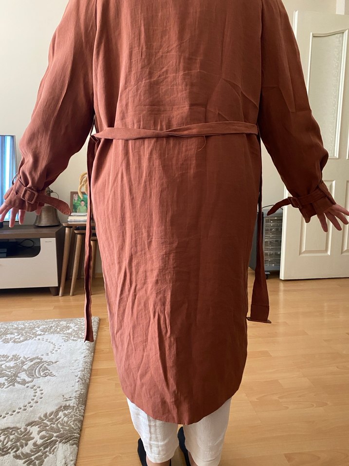 Düğmeli Kiremit rengi Midi Kadın Trençkot - Görsel 2