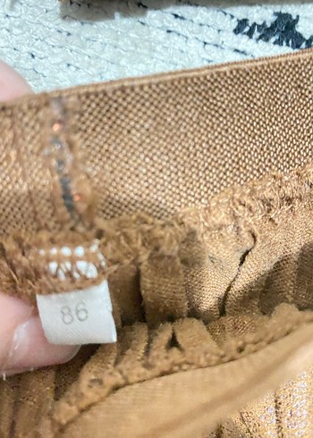 Kız Çocuk Kahverengi Süet yelek etek takım - Görsel 2