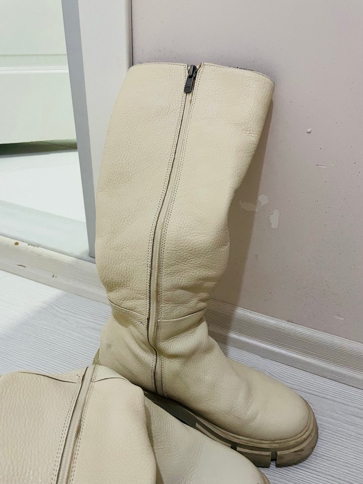 Derimod Bej Deri Kadın Diz Boyu Kürklü Bot - Görsel 2