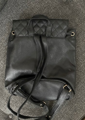 Siyah Deri Kadın Sırt Çantası - Görsel 3