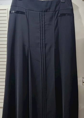 Siyah Uzun Pilili Kadın Etek