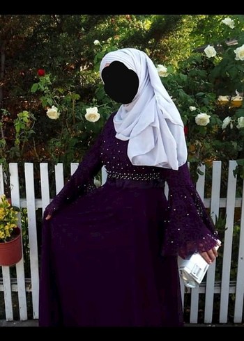 Mor Uzun Kollu Nakışlı Uzun Abiye Elbise