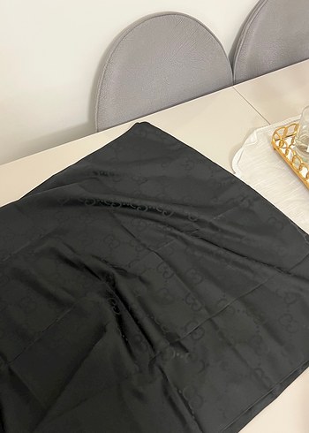 Gucci Siyah Monogramli G Desen Sal