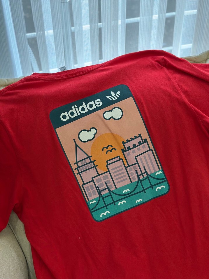 Kırmızı Adidas Erkek Tişört - Görsel 3