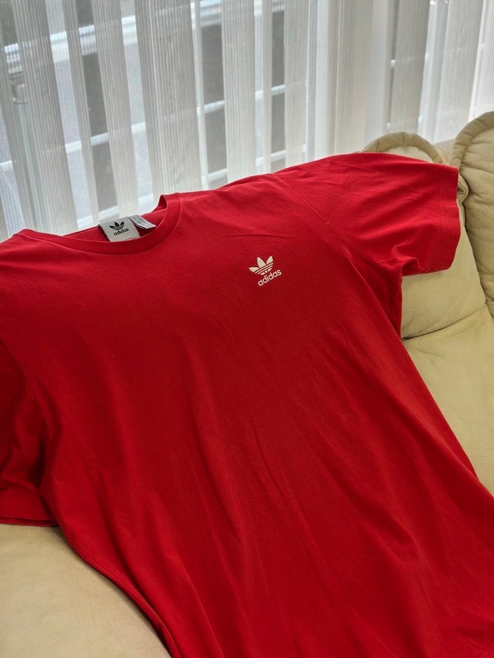 Kırmızı Adidas Erkek Tişört - Görsel 2