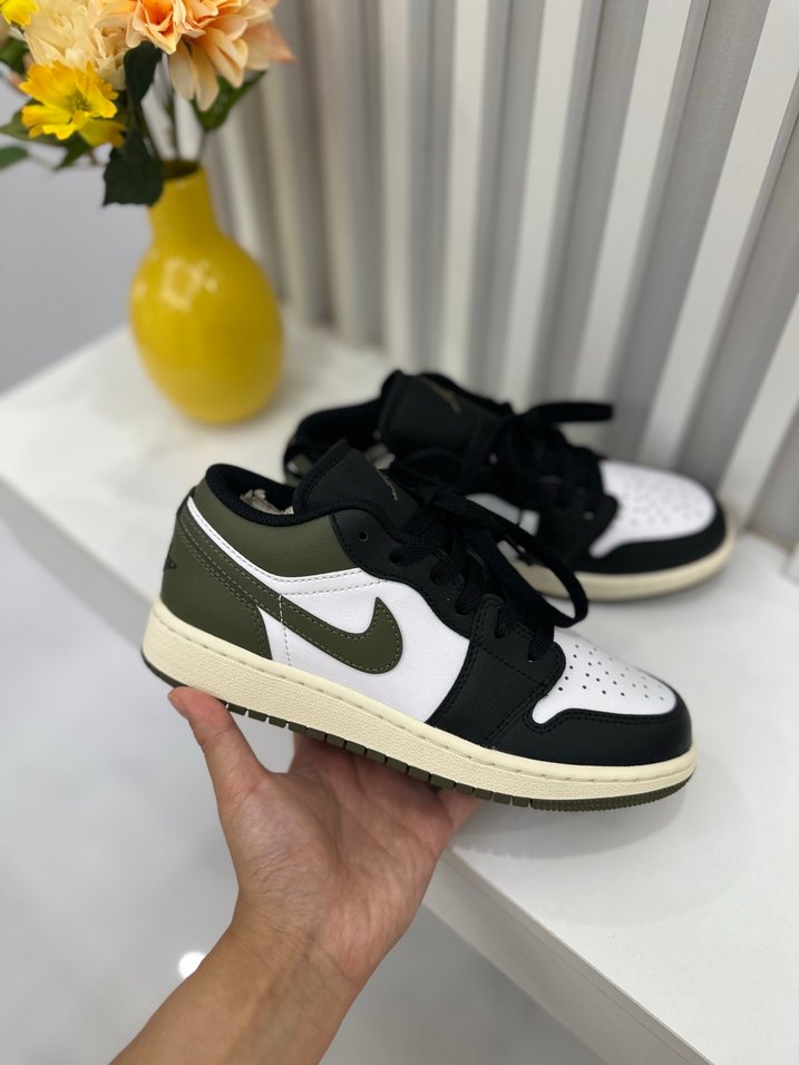 Nike Spor Ayakkabı - Görsel 2