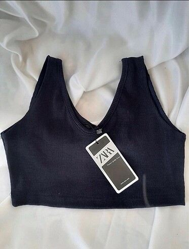 Zara crop