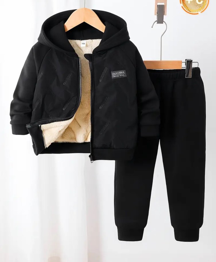 Erkek Çocuk Siyah Kapüşonlu kışlık Eşofman Takımı - Görsel 2