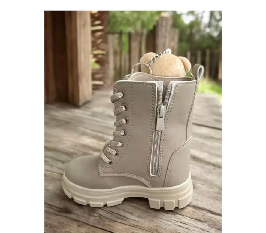 Tüylü Detaylı Gri Süet Kadın Bot - Görsel 2