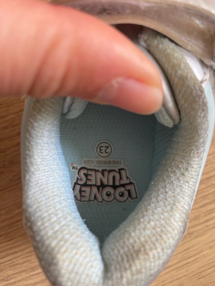 Tweety Baskılı 23 numara Kız Çocuk Spor Ayakkabı - Görsel 4