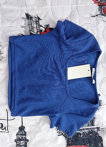 l Beden LACİVERT MİNİ CROP