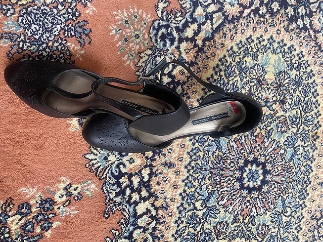 42 Beden Stiletto