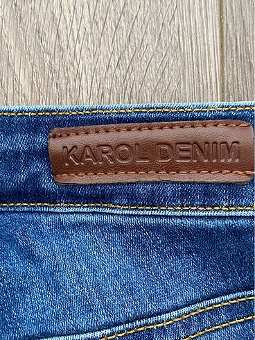 38 Beden mavi Renk Karol Denim Dar Kot Pantolon Dizleri Yırtık