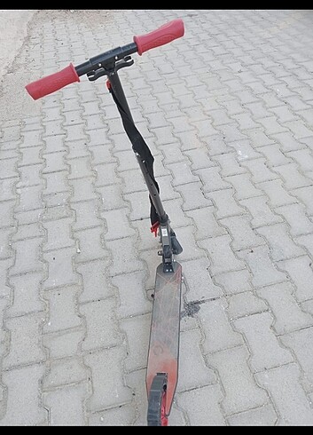 SCOOTER 