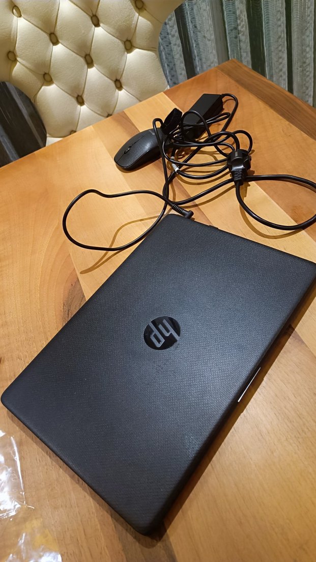 Siyah HP Dizüstü Bilgisayar - Görsel 2