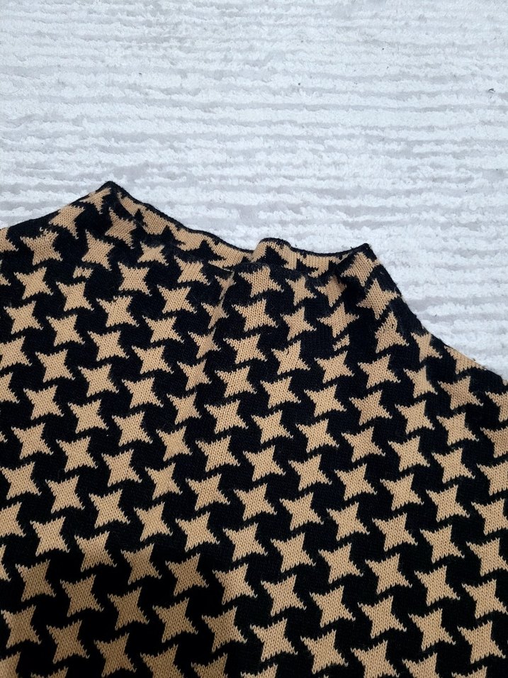 Kırmızı Desenli elbise - Görsel 3