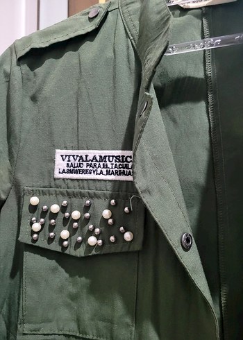 Düğmeli Kamuflaj Desenli Yeşil Deri Ceket - Görsel 3