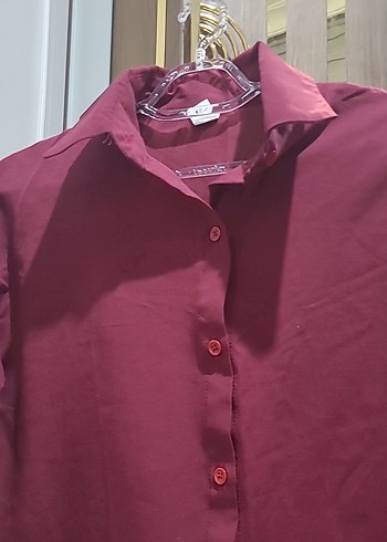 Bordo Düğmeli Kadın Gömlek - Görsel 2