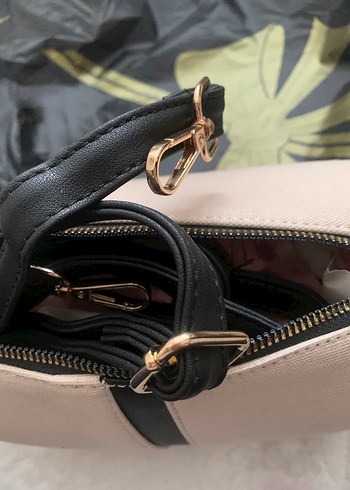 Bej Siyah Fermuarlı Kadın Çanta - Görsel 5