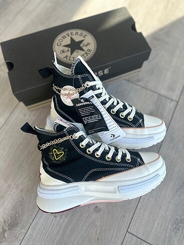 38 Beden Converse Run Star Legacy Hearts Charm