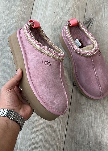 Ugg 40