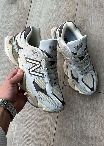 New Balance 42
