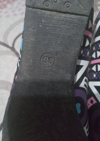 Renkli kız çocuğu Babet - Görsel 2