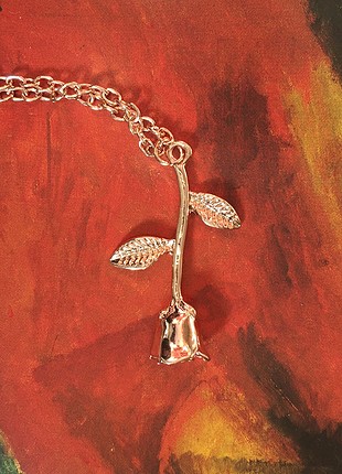 universal Beden GÜL FİGÜRLÜ ROSE GOLD KOLYE