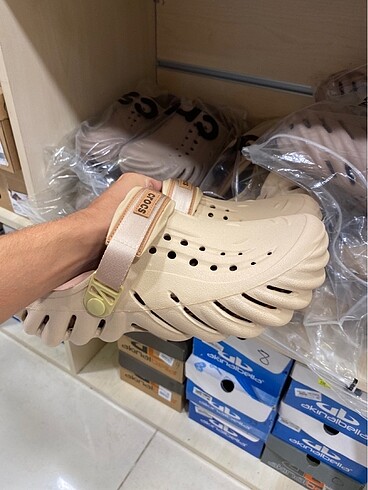 Yeni sezon crocs