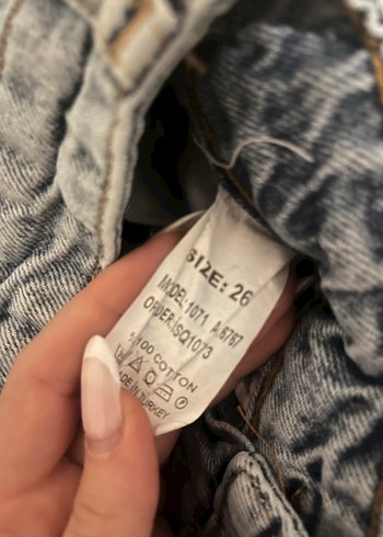 Gri Yırtık Detaylı Salaş Kadın Kot Pantolon - Görsel 2