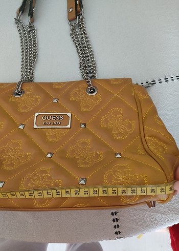 Sarı Zincir Detaylı Guess Deri Kadın Çanta - Görsel 3