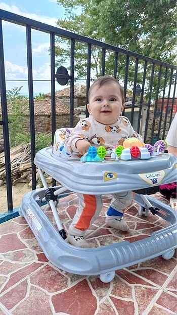 Bebek Yürüteç