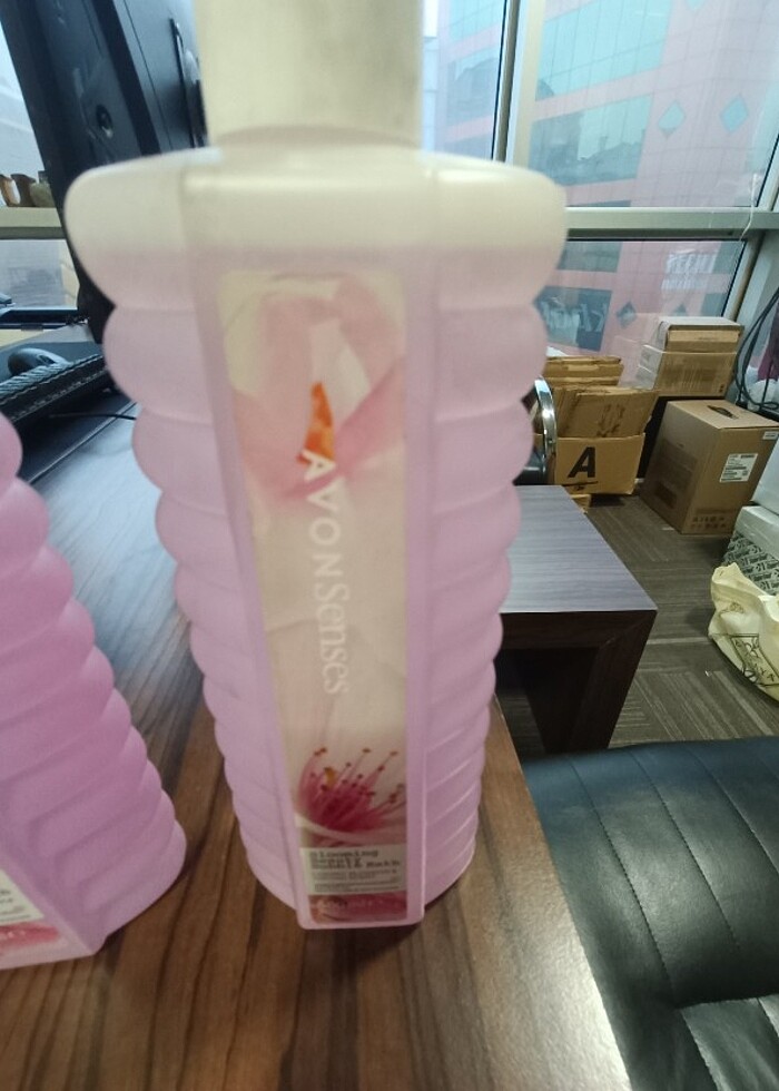 Avon Blooming beauty cherry blossom banyo köpüğü 500 ml - Görsel 2