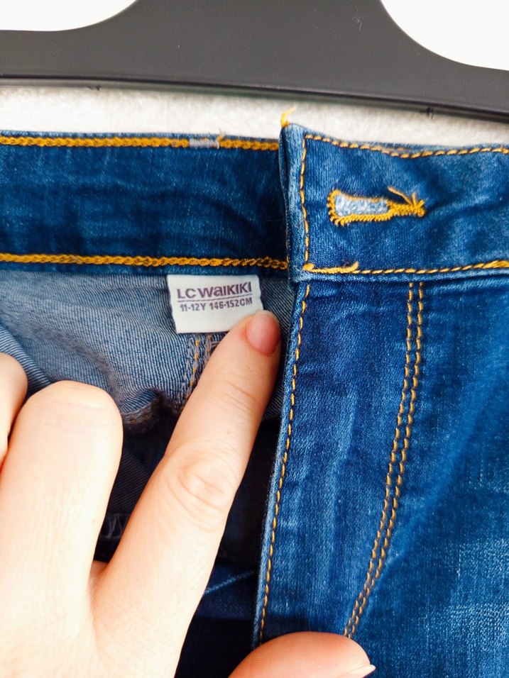 Payet Detaylı Mavi Midi Kot Pantolon - Görsel 3