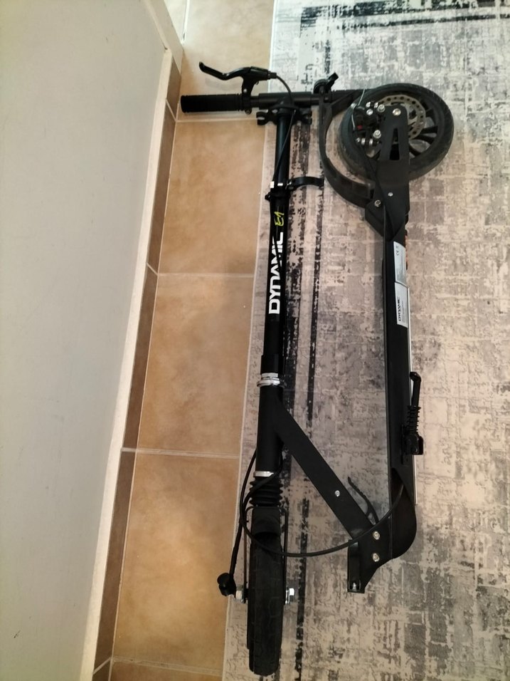 siyah katlanabilir scooter - Görsel 2