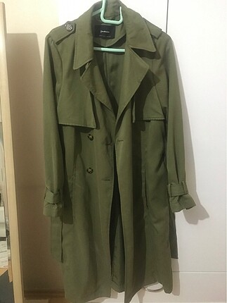 s Beden Stradivarius trenchcoat