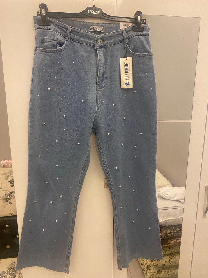 Mavi İnci Detaylı Düğmeli Kadın Jean - Görsel 5