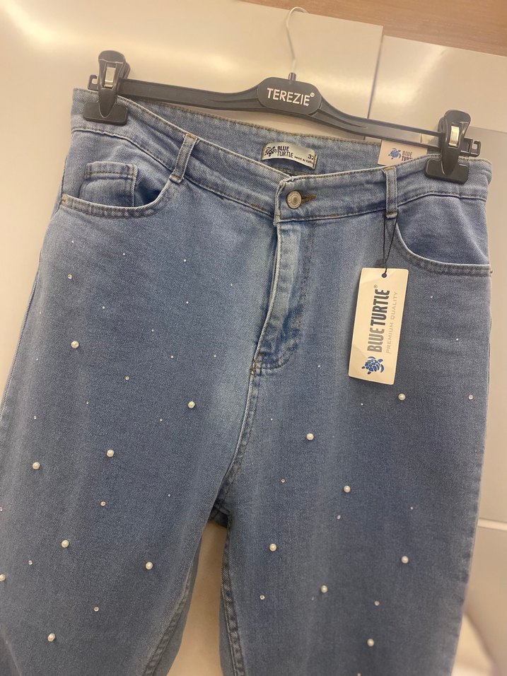 Mavi İnci Detaylı Düğmeli Kadın Jean - Görsel 2