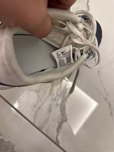 37 Beden Nike krampon