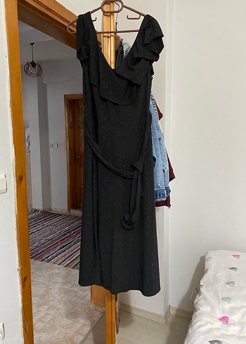 Uzun Siyah Drapeli Goth Elbise