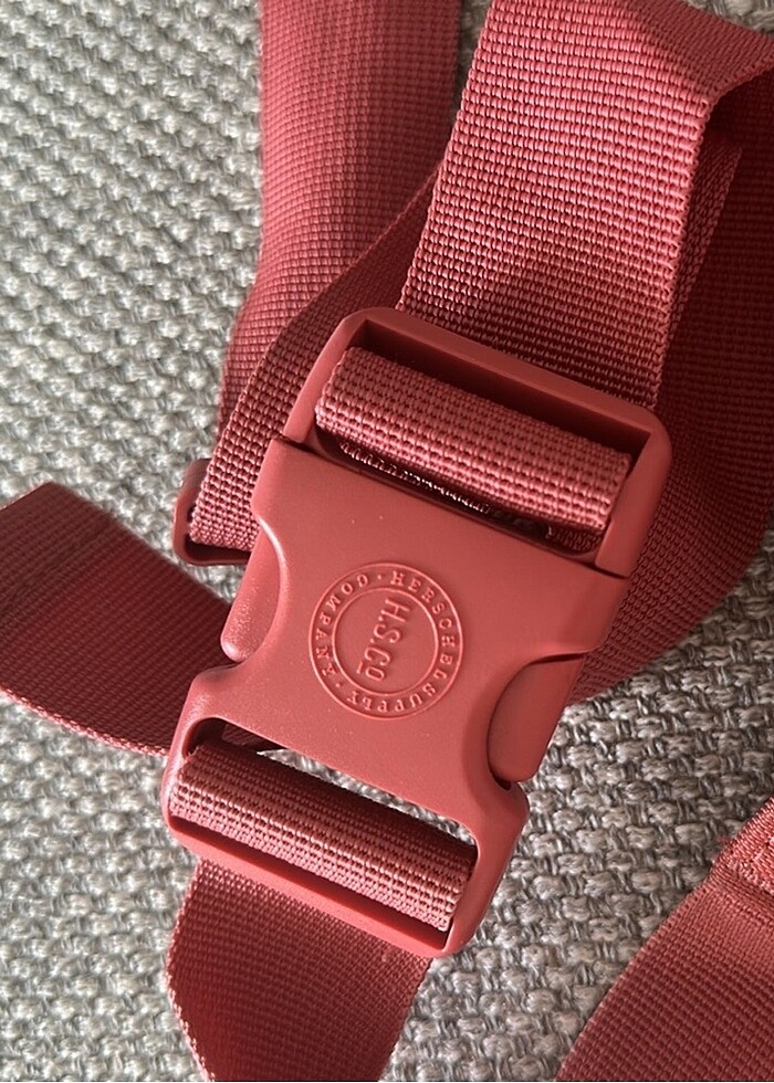 Herschel bel çantası - Görsel 4