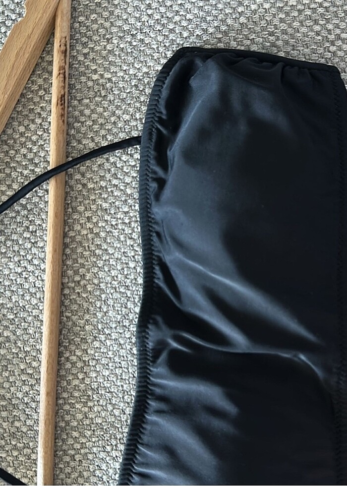 Ay yıldız ipli siyah bikini üstü - Görsel 2