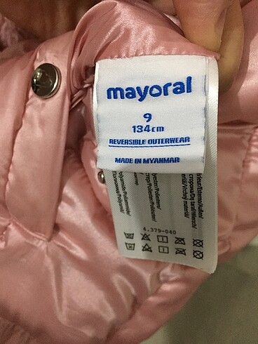 9 Yaş Beden pembe Renk Mayoral 9 yaş çift taraflı yelek mont