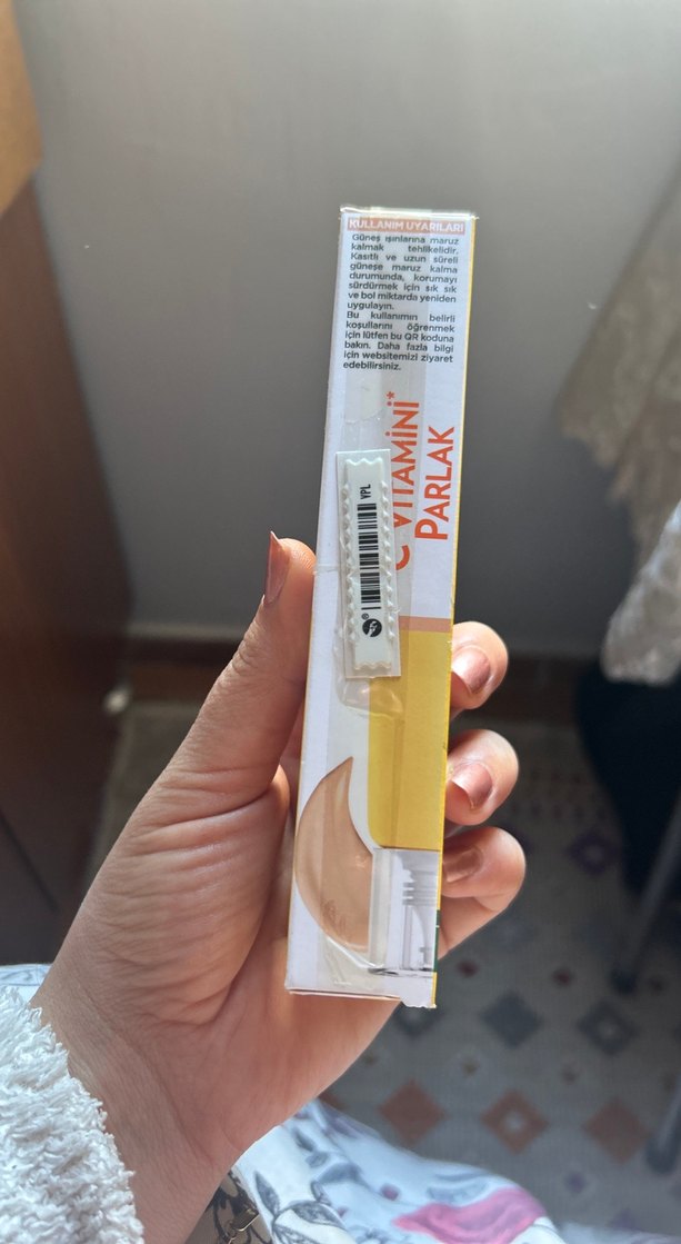 Garnier C Vitamini Parlak SPF 50+ BB Krem - Görsel 4