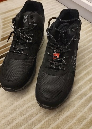 Hummel bot, etiketli - Görsel 2