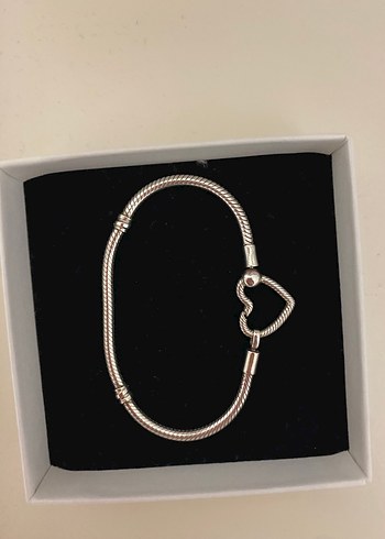 Pandora Pandora Moments Zincir Detaylı Kalp Bileklik 17 cm